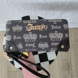 NWT Juicy Couture Juicy Fan Club Lg ZA Wallet - Chocolate/ Sandstone